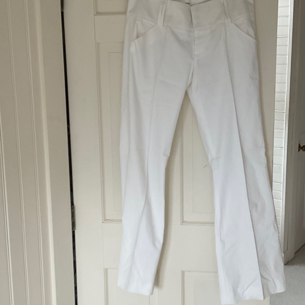 NWOT ALICE + OLIVIA WHITE PANTS 10